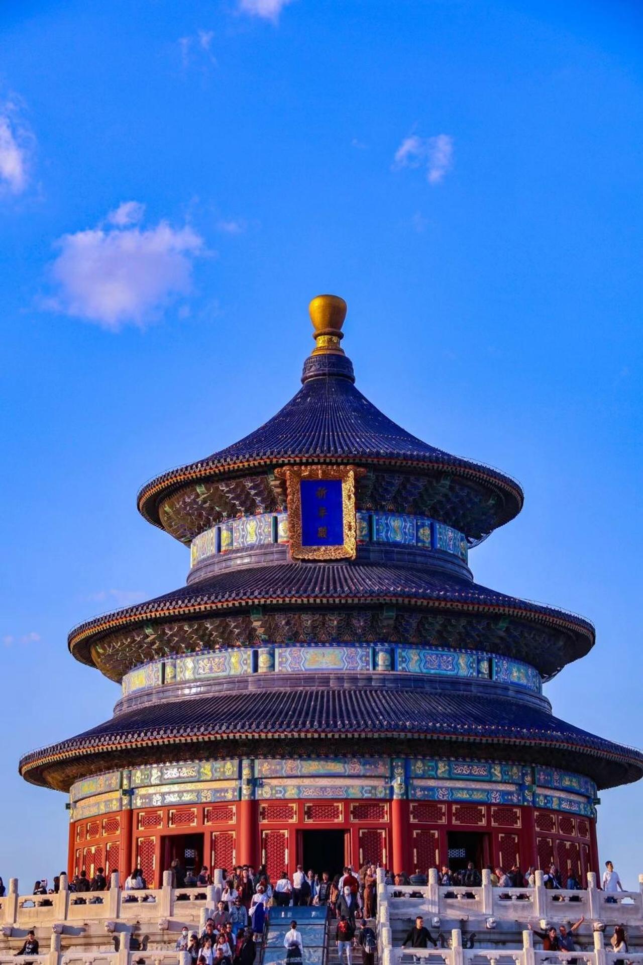 East Sacred Hotel ᴸᴱo---Foreign Accept---Tourism Service English-Speaking 丨 Near Tiananmen Forbidden City丨very Close To Metro Zhangzizhong And Beixinqiao 丨european Foot Ball English丨free Advance Tickets And Laundry Drying Service Coffee Snacks Beijing Bagian luar foto