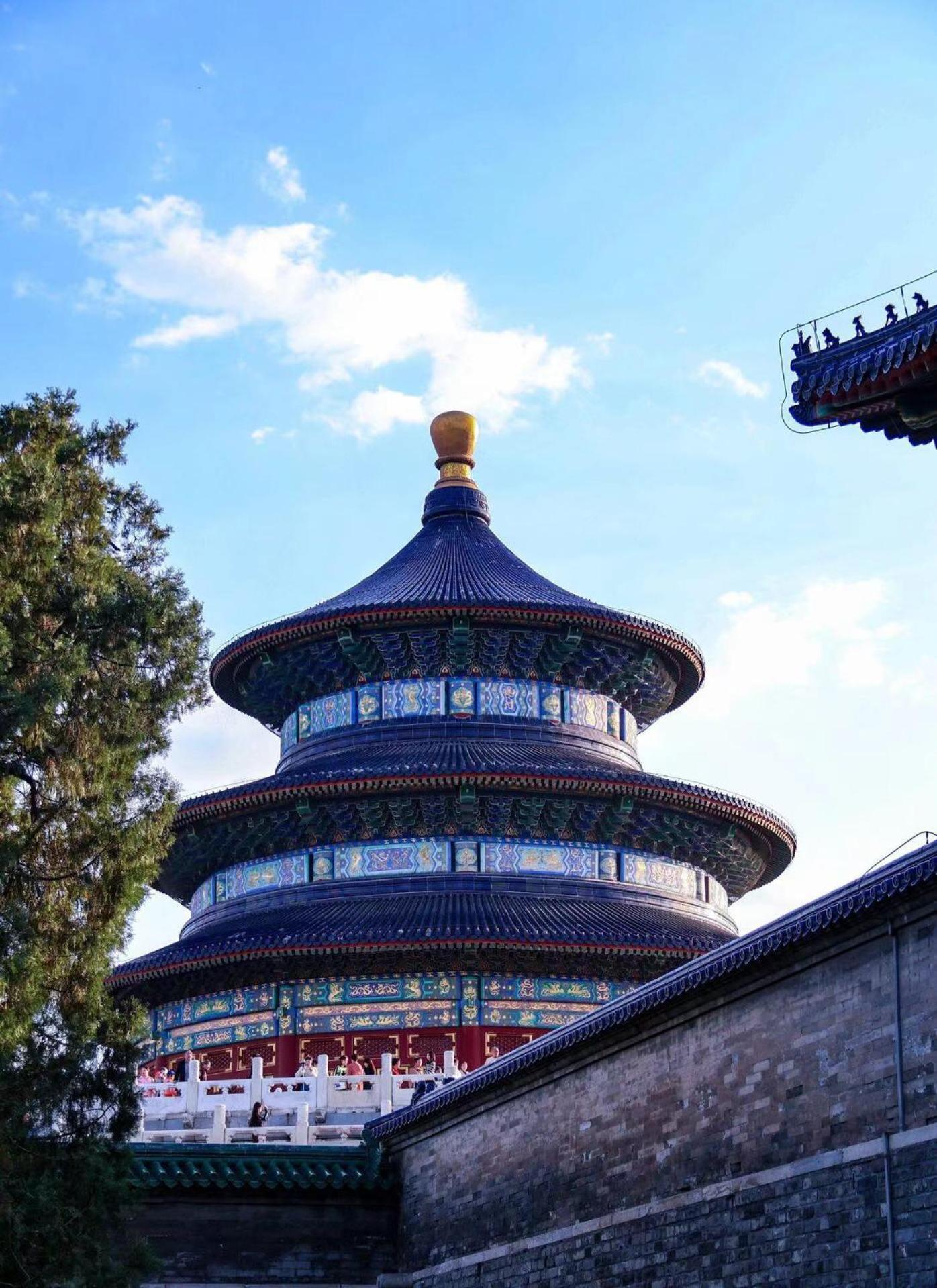 East Sacred Hotel ᴸᴱo---Foreign Accept---Tourism Service English-Speaking 丨 Near Tiananmen Forbidden City丨very Close To Metro Zhangzizhong And Beixinqiao 丨european Foot Ball English丨free Advance Tickets And Laundry Drying Service Coffee Snacks Beijing Bagian luar foto