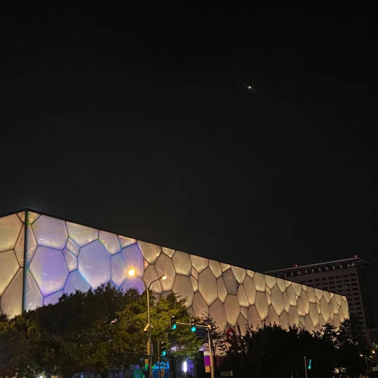 East Sacred Hotel ᴸᴱo---Foreign Accept---Tourism Service English-Speaking 丨 Near Tiananmen Forbidden City丨very Close To Metro Zhangzizhong And Beixinqiao 丨european Foot Ball English丨free Advance Tickets And Laundry Drying Service Coffee Snacks Beijing Bagian luar foto