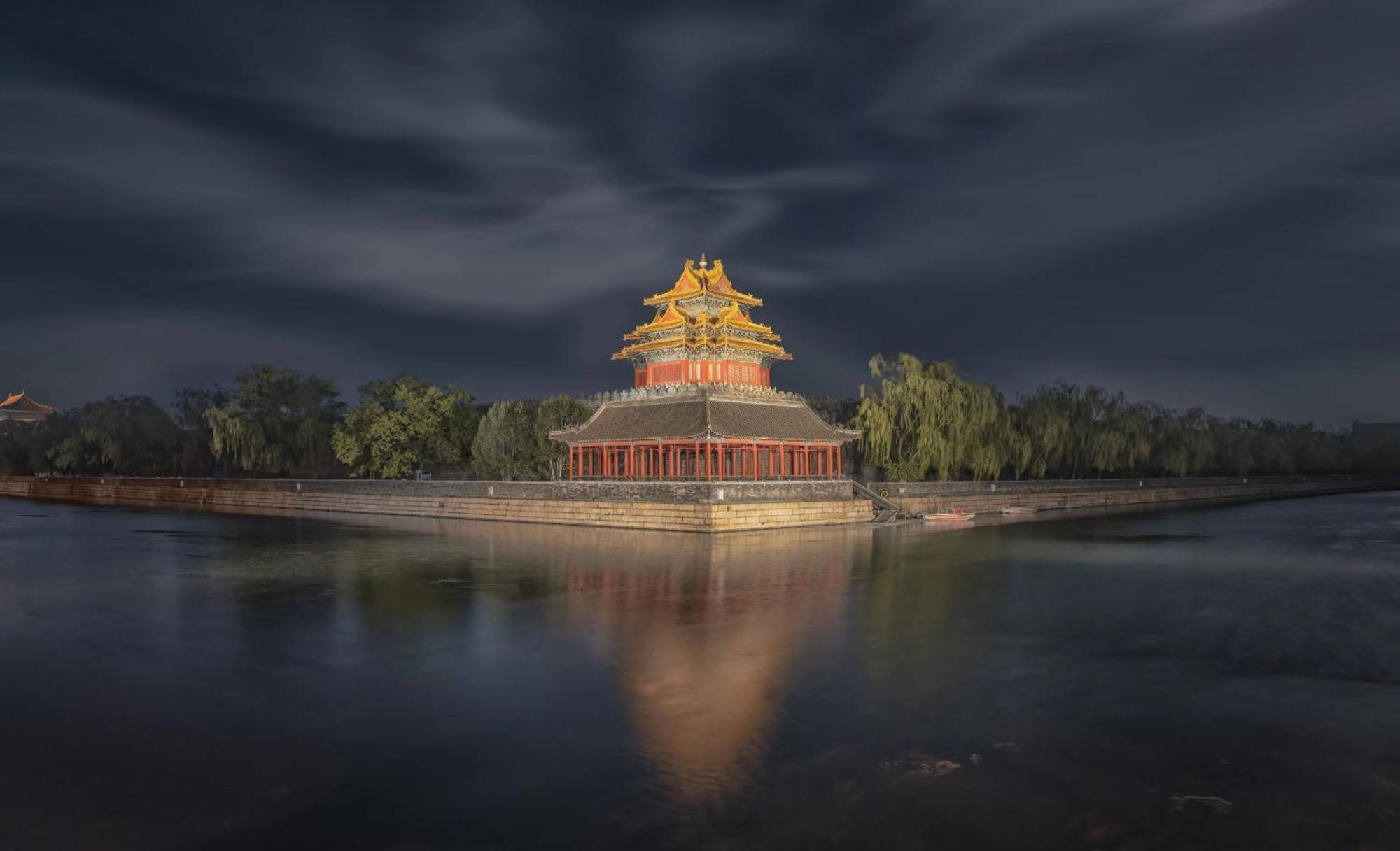 East Sacred Hotel ᴸᴱo---Foreign Accept---Tourism Service English-Speaking 丨 Near Tiananmen Forbidden City丨very Close To Metro Zhangzizhong And Beixinqiao 丨european Foot Ball English丨free Advance Tickets And Laundry Drying Service Coffee Snacks Beijing Bagian luar foto